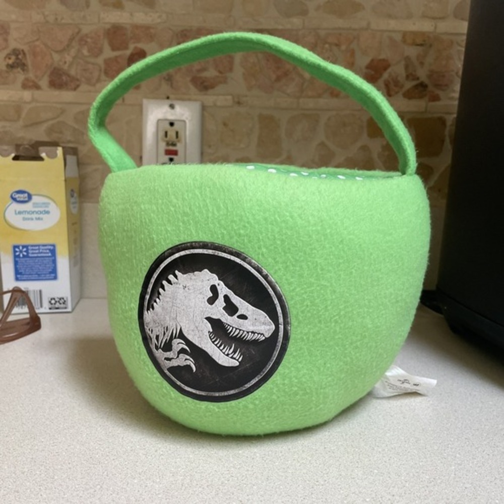Jurassic Park Jurassic World‎ Universal Studios T Rex Egg Hunting Bucket